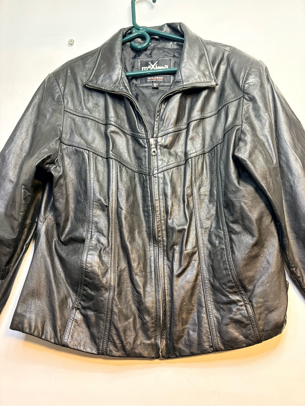 Maxima Black Leather Zip-Front Women’s Jacket size XL vintage Y2K grunge feel